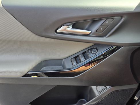 New 2026 Chevrolet Equinox LT w/ Convenience Package II image 10