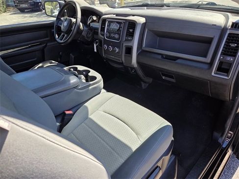 Used 2013 RAM 1500 Express image 16