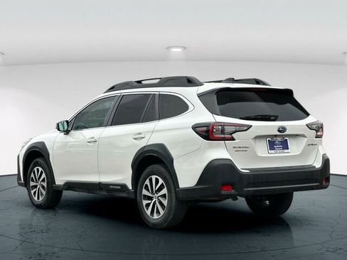 Certified 2023 Subaru Outback Premium image 4