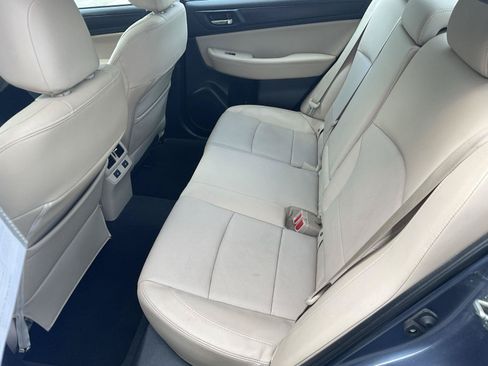 Used 2017 Subaru Legacy 2.5i Limited AWD/4WD image 12