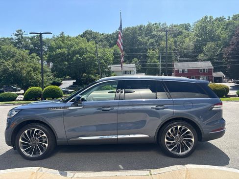 Used 2021 Lincoln Aviator Reserve w/ Equipment Group 201A AWD/4WD image 6