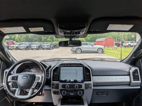 Used 2022 Ford F350 Lariat w/ Lariat Value Package AWD/4WD image 26