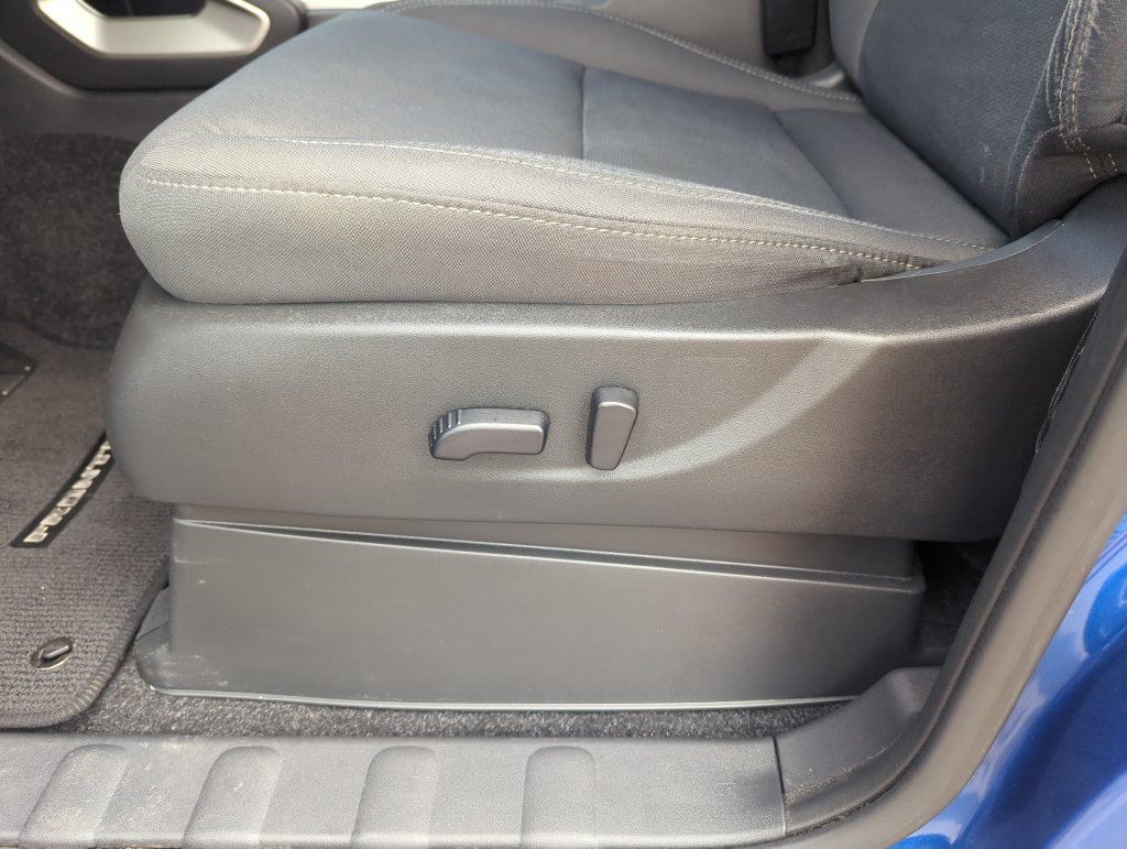 Used 2024 Nissan Frontier SV RWD image 13