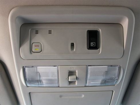 Used 2018 Nissan Titan PRO-4X w/ Pro-4x Convenience Package image 23