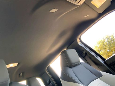 Used 2024 Toyota Tacoma TRD Off-Road image 13