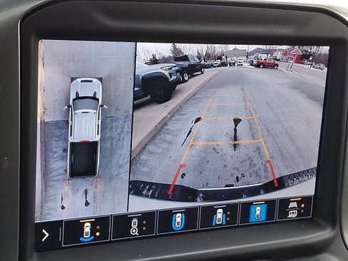 Used 2022 Chevrolet Silverado 3500 LTZ w/ LTZ Plus Package image 19