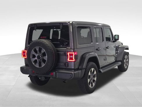 Used 2020 Jeep Wrangler Unlimited Sahara AWD/4WD image 30