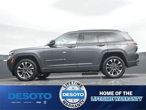 New 2025 Jeep Grand Cherokee Overland w/ Adv Protech Group III AWD/4WD image 21