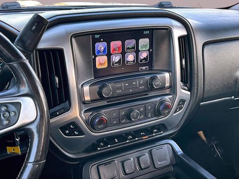 Used 2018 GMC Sierra 1500 SLT image 6