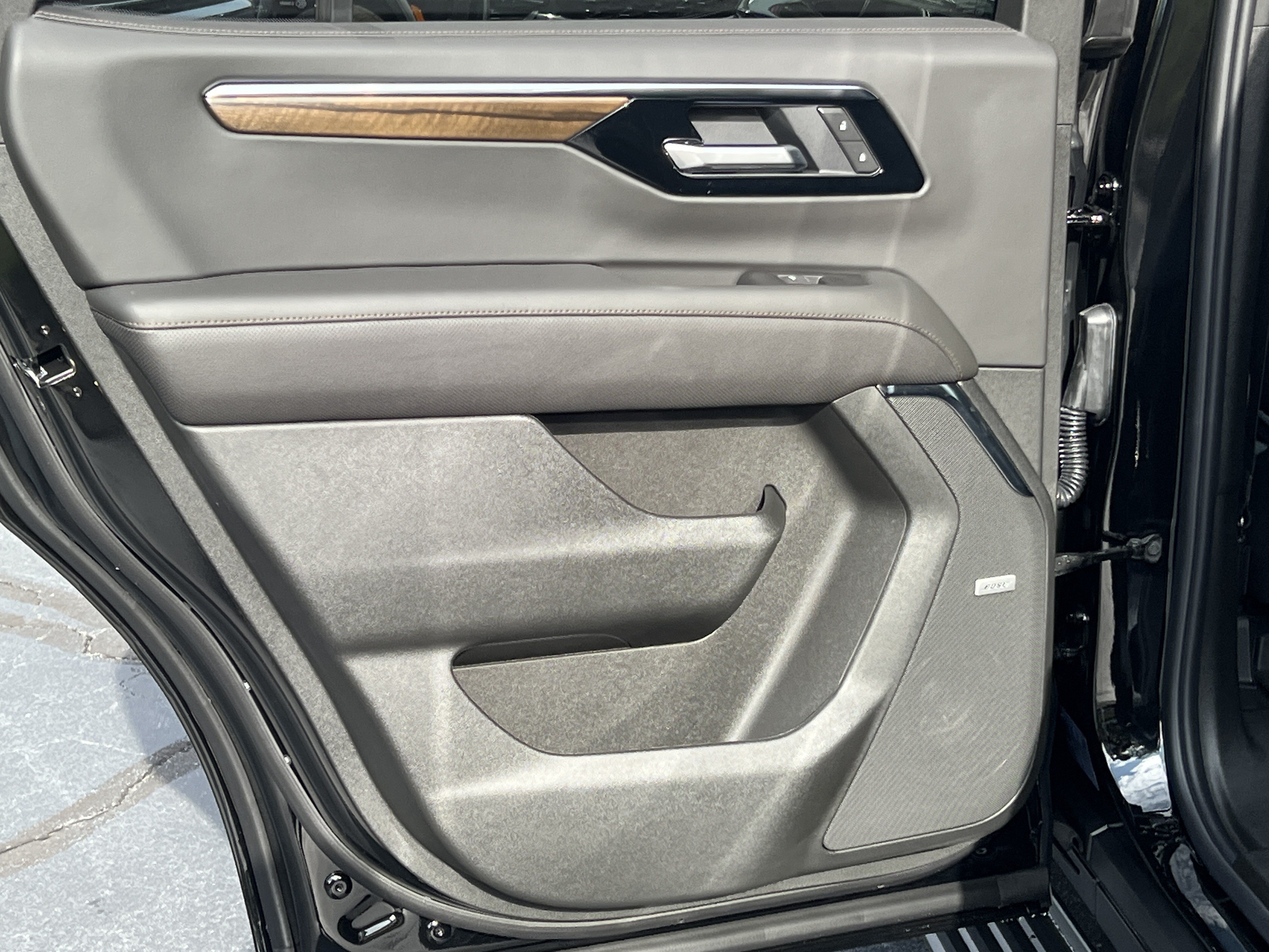 New 2027 Chevrolet Tahoe High Country AWD/4WD image 18