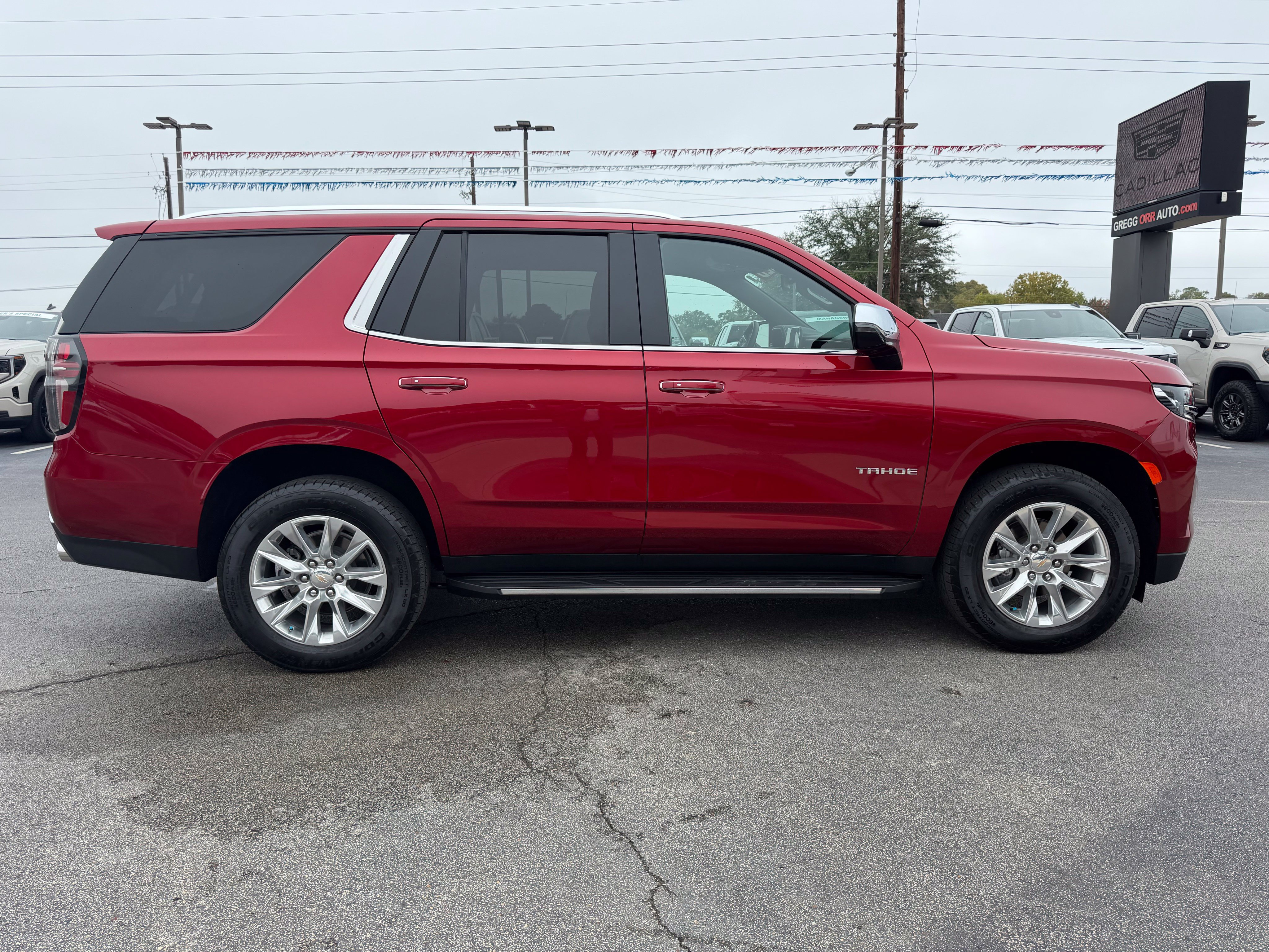 Used 2024 Chevrolet Tahoe Premier RWD image 4