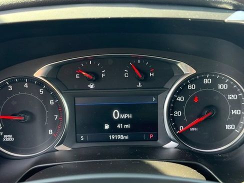 Used 2024 Chevrolet Blazer LT w/ Convenience Package FWD image 20