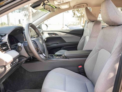 Used 2026 Toyota Camry LE FWD image 17