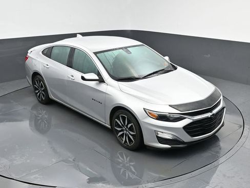 Used 2020 Chevrolet Malibu RS w/ LPO, Convenience Package 2 FWD image 17