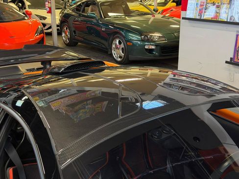 Used 2021 McLaren 765LT RWD image 20