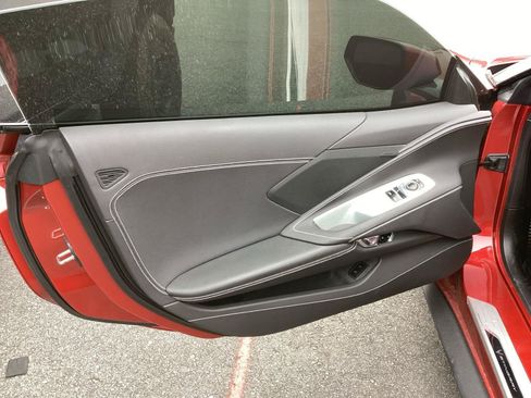 Used 2025 Chevrolet Corvette Stingray Coupe w/ 1LT RWD image 9