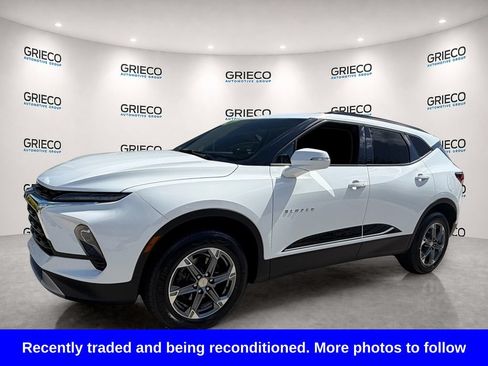 Used 2024 Chevrolet Blazer LT w/ LPO, Sport Package FWD image 3