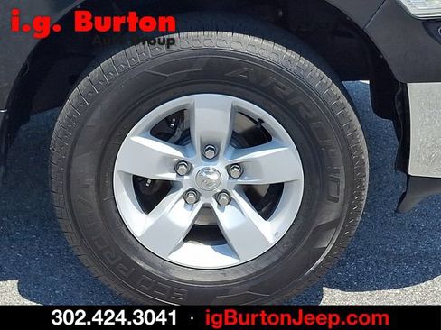 Used 2023 RAM 1500 Classic SLT w/ Trailer & Traction Group AWD/4WD image 8