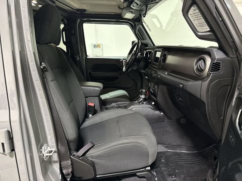 Used 2021 Jeep Gladiator Sport AWD/4WD image 21