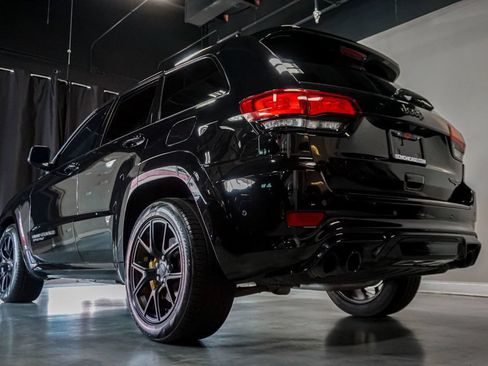 Used 2021 Jeep Grand Cherokee Trackhawk AWD/4WD image 35
