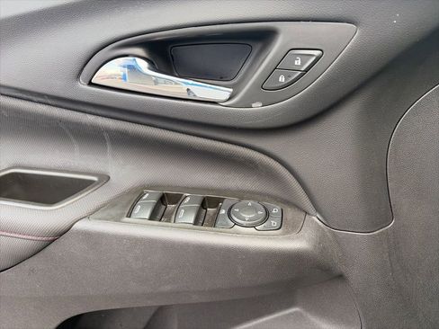 Used 2024 Chevrolet Equinox RS w/ LPO, Floor Liner Package image 14