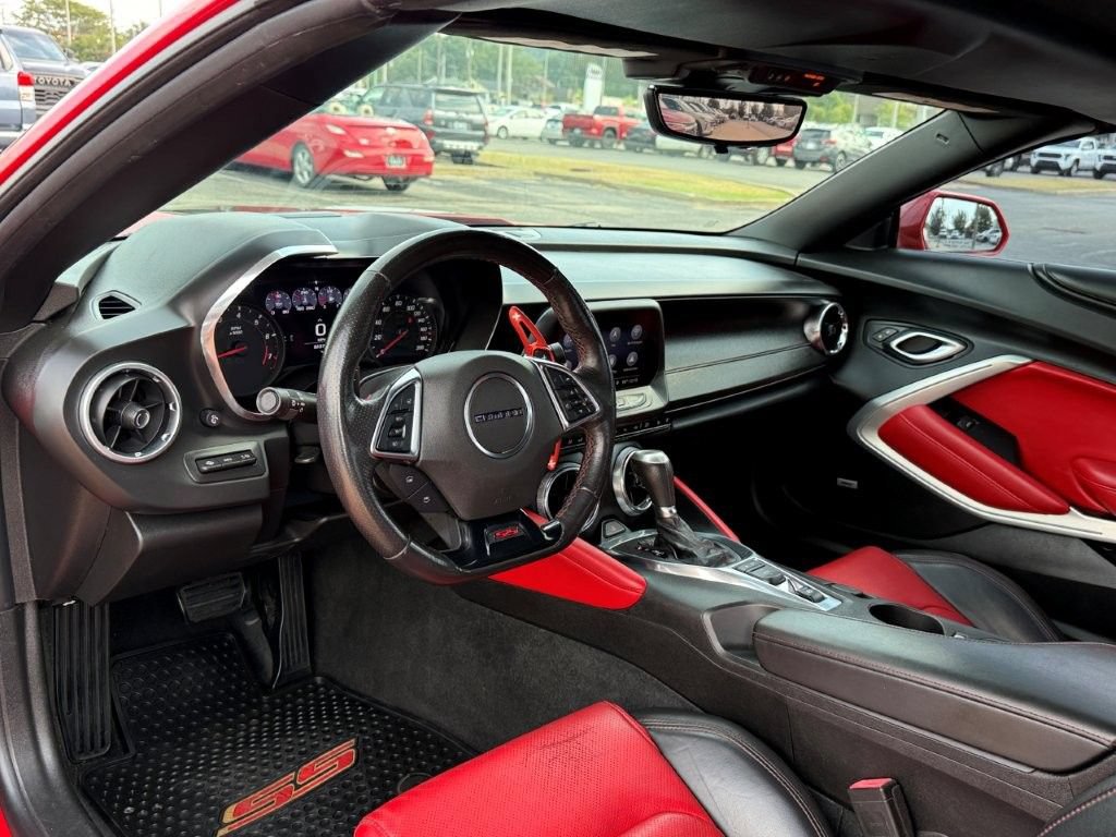 Used 2019 Chevrolet Camaro SS RWD image 17