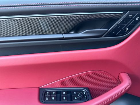 New 2025 Porsche Macan Turbo Electric image 12