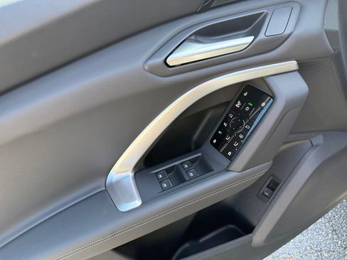 Used 2025 Audi Q5 Premium Plus w/ Premium Plus image 31