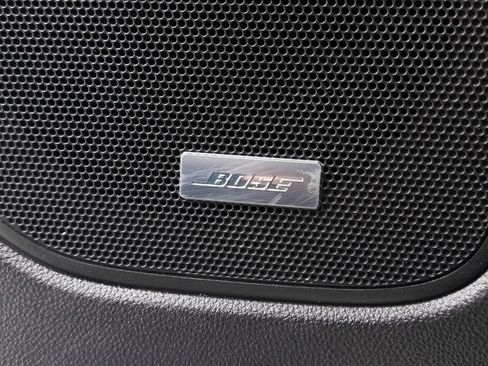 Used 2016 Chevrolet SS RWD image 8