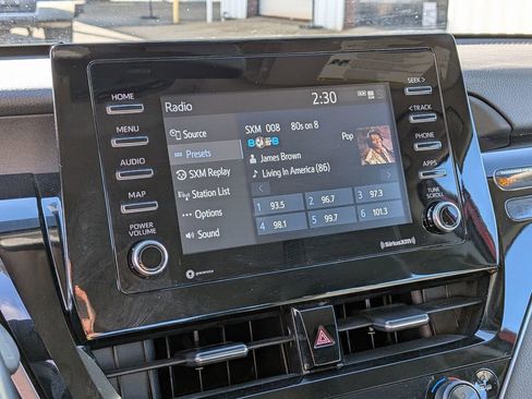 Used 2024 Toyota Camry SE image 22