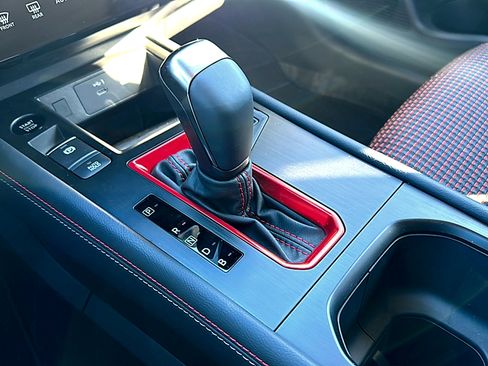 New 2026 Nissan Kicks SR w/ SR Premium Package image 24