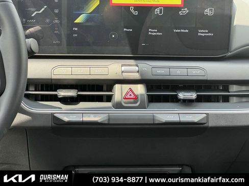 New 2025 Kia K4 EX image 11