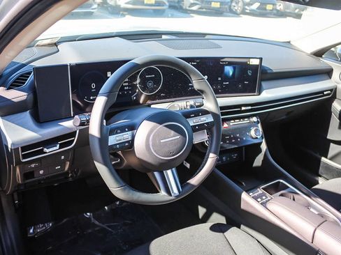 Certified 2025 Hyundai Sonata SEL image 23