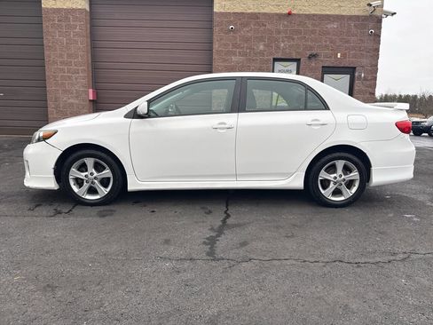 Used 2013 Toyota Corolla S image 17