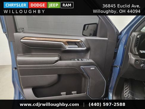Used 2024 Chevrolet Silverado 1500 LT Trail Boss w/ Convenience Package II AWD/4WD image 11