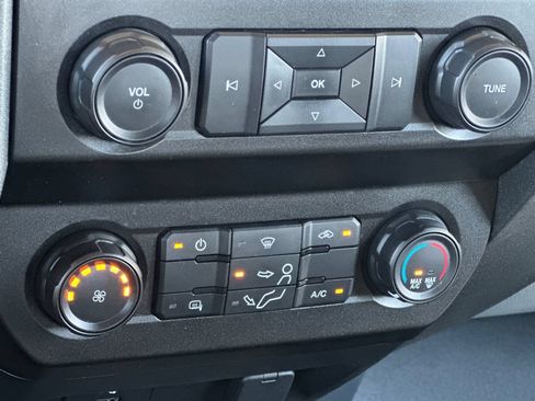 Used 2022 Ford F350 XL w/ Power Equipment Group RWD image 18
