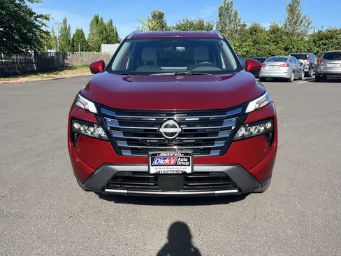 Used 2026 Nissan Rogue SL AWD/4WD image 8