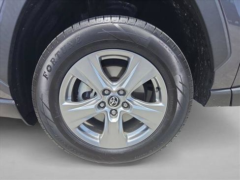 Used 2024 Toyota RAV4 XLE FWD image 18