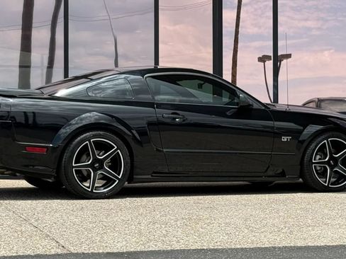 Used 2007 Ford Mustang GT Premium RWD image 13