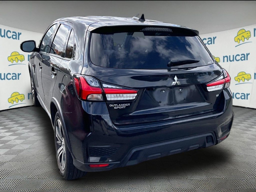 Used 2024 Mitsubishi Outlander Sport SE AWD/4WD image 3