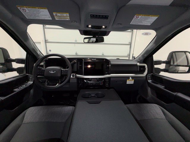 New 2026 Ford F350 XLT w/ XLT Premium Package AWD/4WD image 10