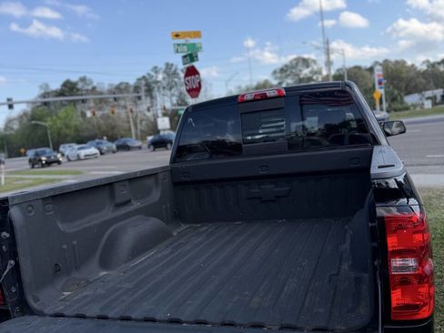 Used 2018 Chevrolet Silverado 1500 LT w/ All Star Edition image 8