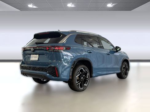 New 2026 Volkswagen Tiguan SEL R-Line AWD/4WD image 9