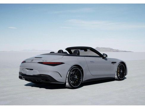 Used 2022 Mercedes-Benz SL 55 AMG 4MATIC image 20