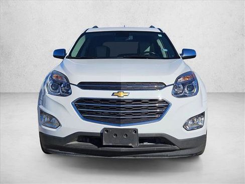 Used 2016 Chevrolet Equinox LTZ w/ Enhanced Convenience Package image 2