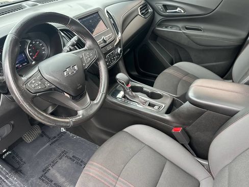 Used 2022 Chevrolet Equinox RS FWD image 10