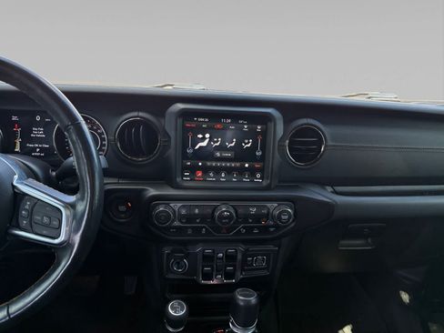 Used 2021 Jeep Gladiator Overland AWD/4WD image 15