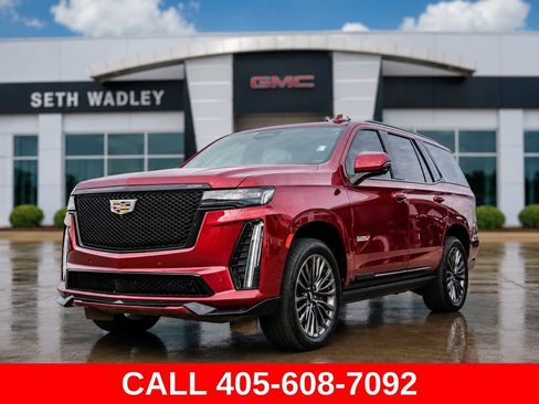 Used 2024 Cadillac Escalade V w/ Heavy-Duty Trailer Package AWD/4WD image 70