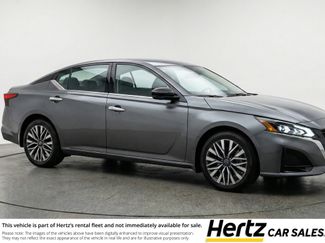 Used 2025 Nissan Altima 2.5 SV video 1