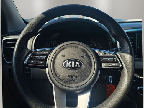 Used 2020 Kia Sportage LX AWD/4WD image 14